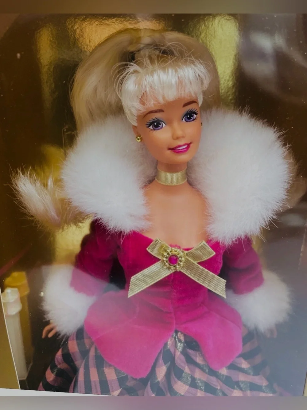 Vintage 1996 Avon Winter Rhapsody Barbie Special Edition NRFB #16353